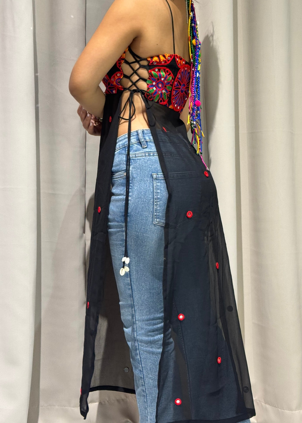 Dholida Kurti