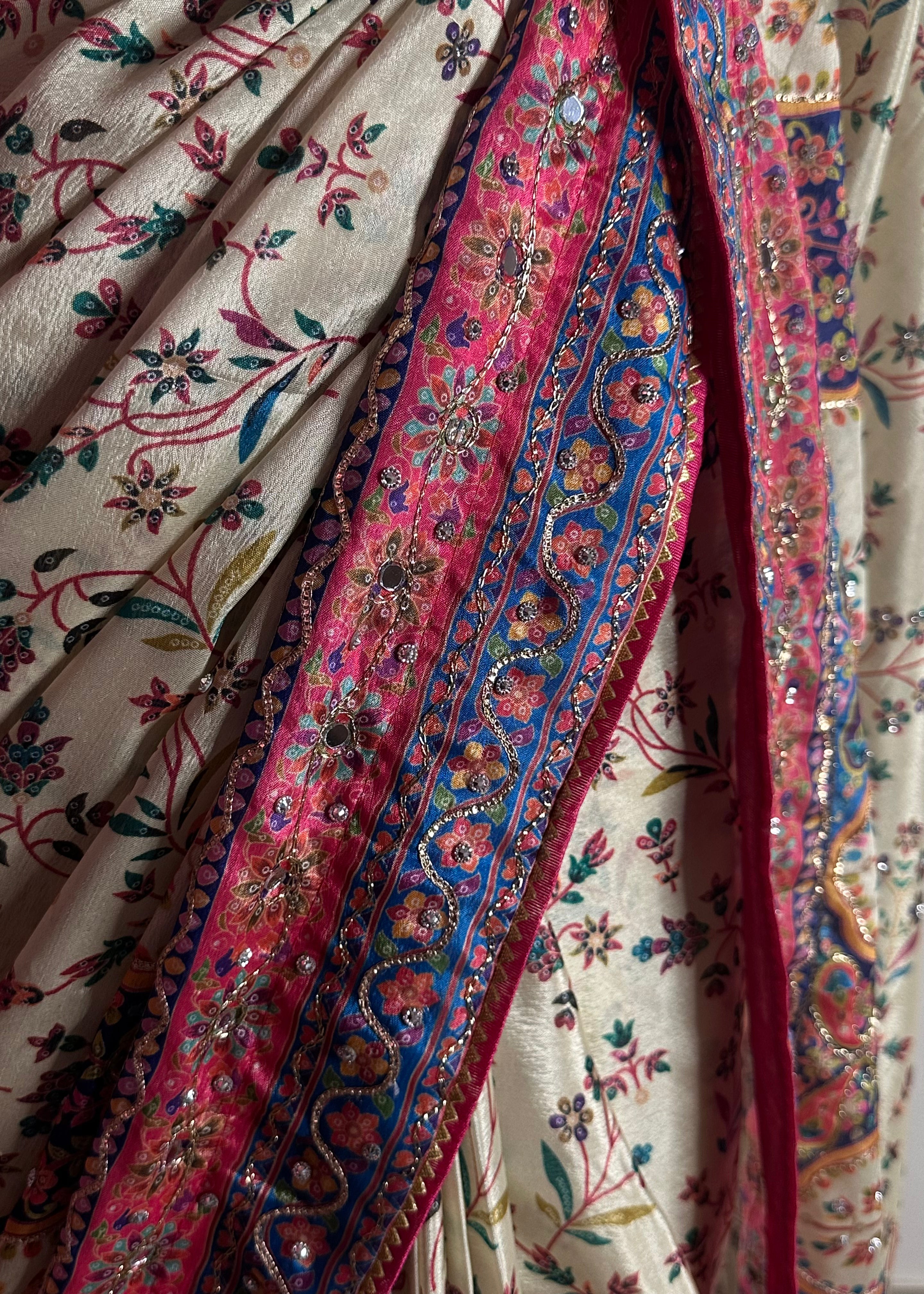 Gulnaar Saree Set